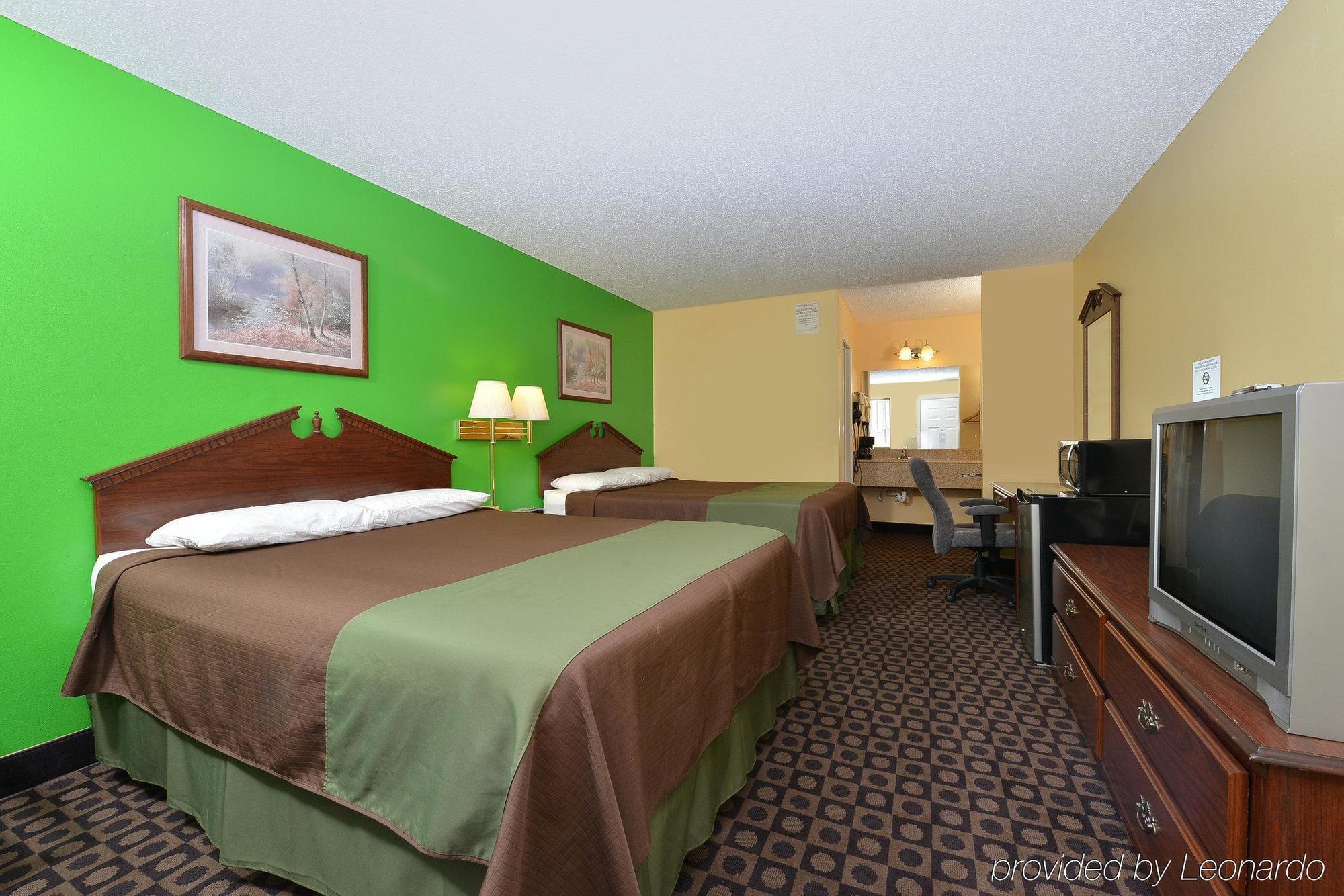 Americas Best Value Inn And Suites Siloam Springs Exterior photo